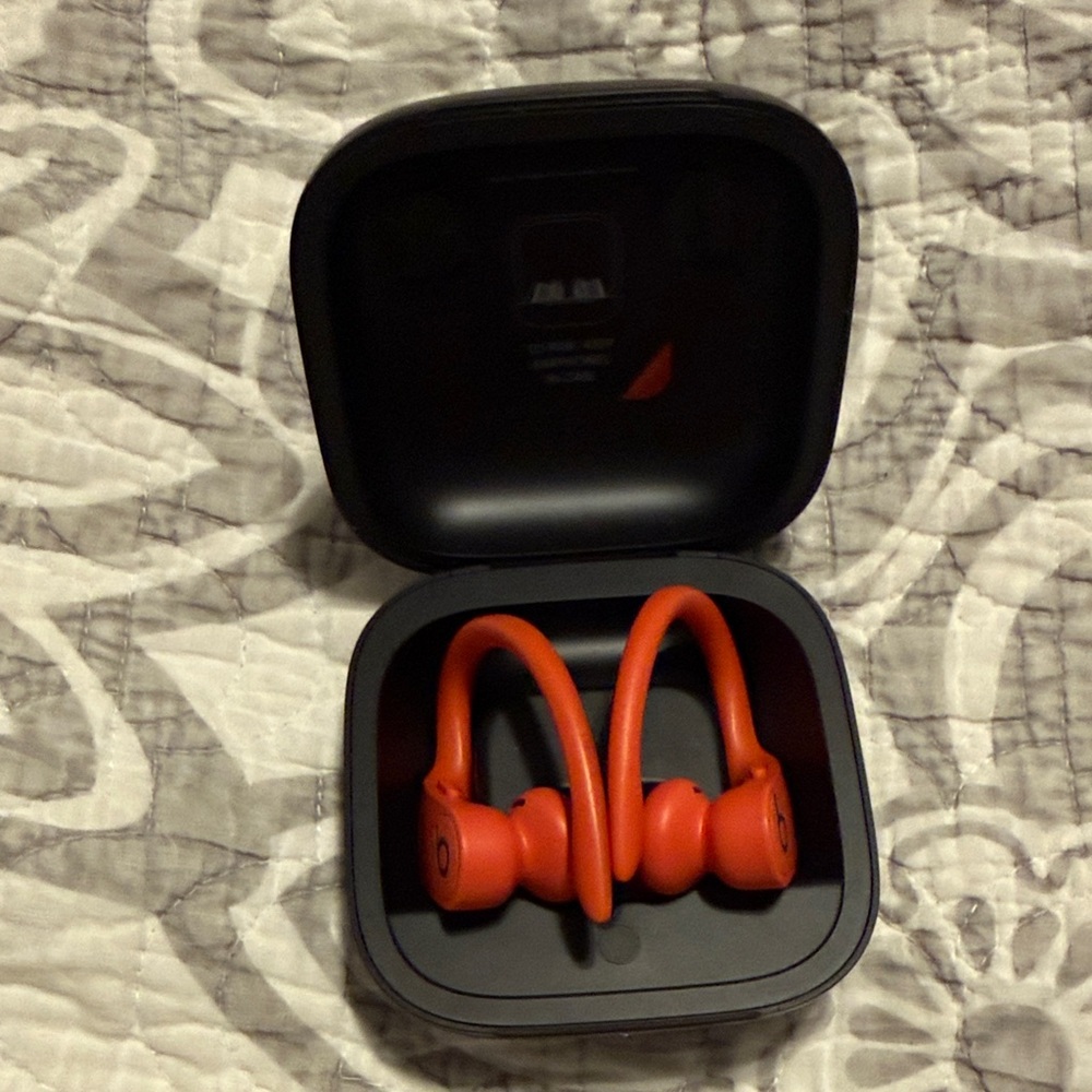 Beats by Dr Dre-  Powerbeats Pro in the Lava Red